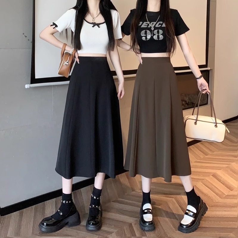 Women's Black High-Waist A-Line Midi Skirt, Solid Polyester Flared Umbrella Skirt for Daily Wear