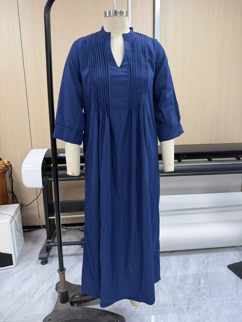 Women V-Neck Pleated A-Line Long Dress, Casual Vacation Long Sleeve Dress with Pockets