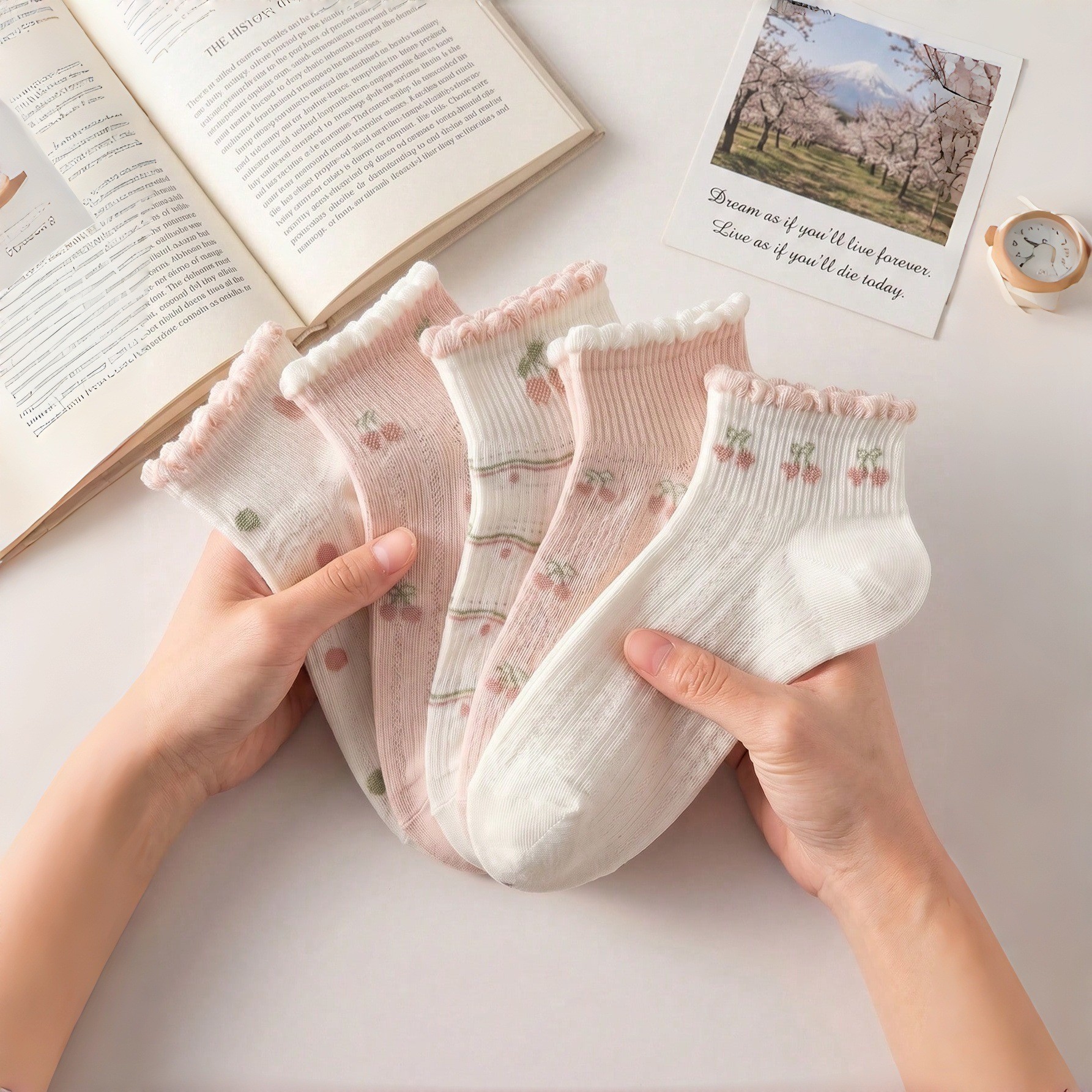 Women’s Cherry Print Ankle Socks, Polyester Quick-Dry Seamless Short Socks for Summer and Fall