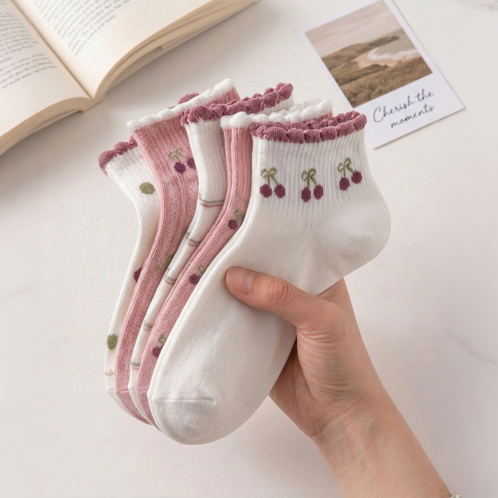 Women’s Cherry Print Ankle Socks, Polyester Quick-Dry Seamless Short Socks for Summer and Fall
