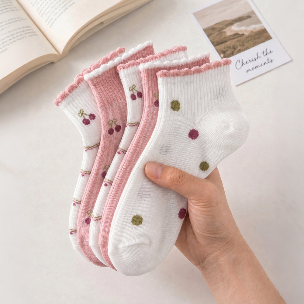 Women’s Cherry Print Ankle Socks, Polyester Quick-Dry Seamless Short Socks for Summer and Fall
