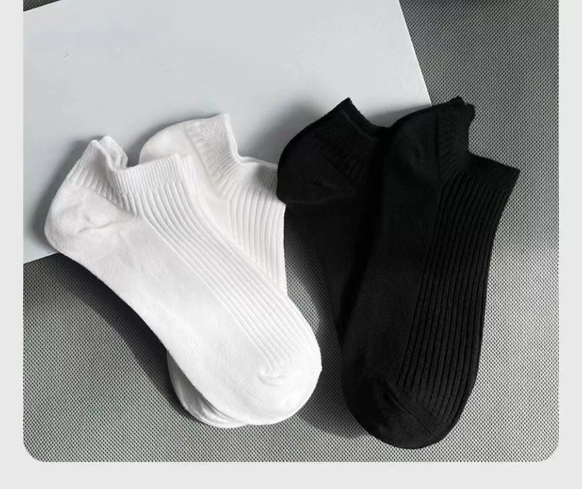 Men's Thin Breathable Ankle Socks, Black and White Striped Low Cut Boat Socks for Spring Casual Wear