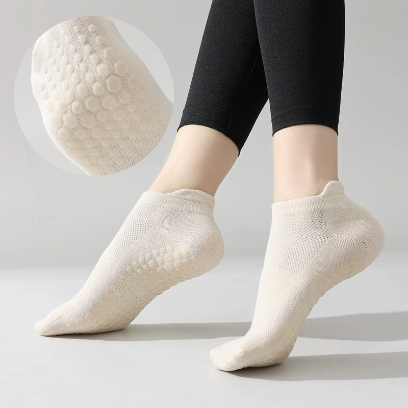 Women's Non-Slip Yoga Socks, Cotton Blend Short Ankle Socks for Pilates and Indoor Fitness