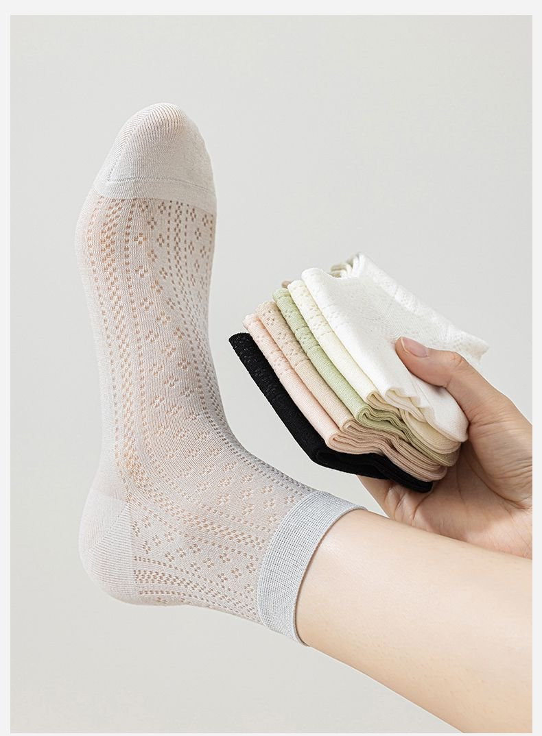 Women's Mulberry Silk Blend Ankle Socks, Thin Breathable Seamless Short Socks for Spring Summer