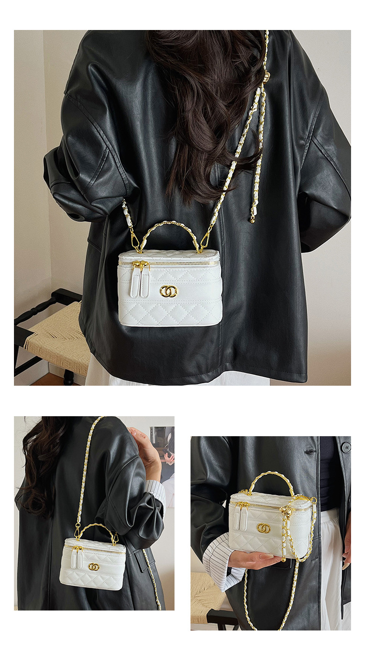 Women Small Box Crossbody Bag, PU Leather Quilted Chain Shoulder Bag with Embroidery, Mini Square Handbag for Daily Wear