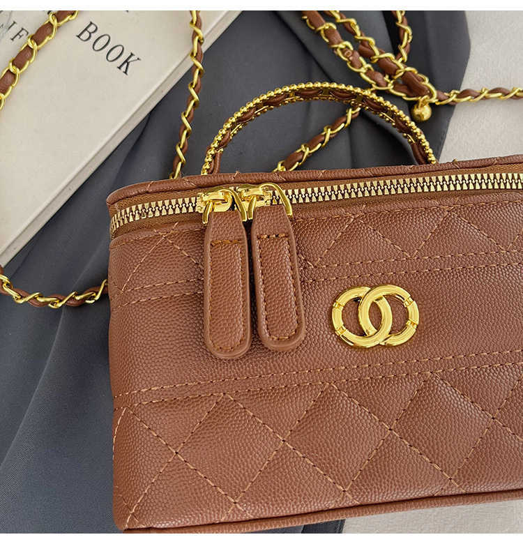 Women Small Box Crossbody Bag, PU Leather Quilted Chain Shoulder Bag with Embroidery, Mini Square Handbag for Daily Wear