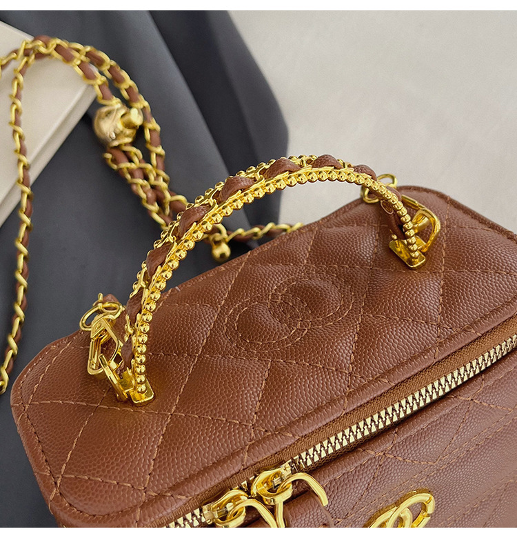 Women Small Box Crossbody Bag, PU Leather Quilted Chain Shoulder Bag with Embroidery, Mini Square Handbag for Daily Wear