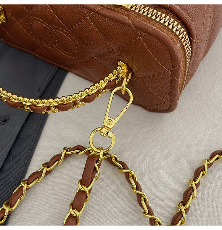 Women Small Box Crossbody Bag, PU Leather Quilted Chain Shoulder Bag with Embroidery, Mini Square Handbag for Daily Wear
