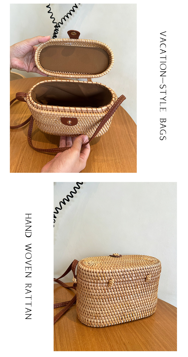 Women's Woven Straw Crossbody Bag, Round Wicker Shoulder Bag with Leather Buckle for Everyday Outfits