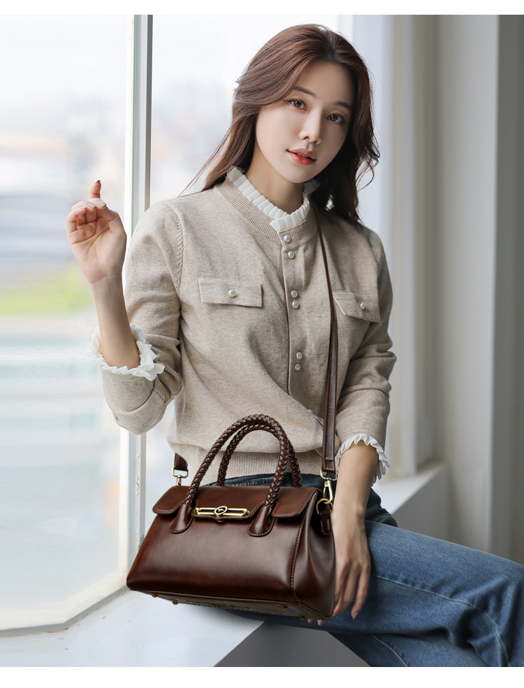 Women PU Leather Shoulder Bag with Zipper, Medium Square Crossbody Handbag for Daily Use