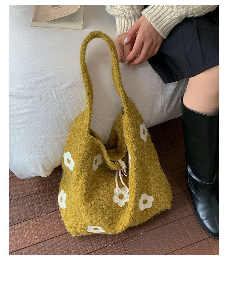 Floral Embroidered Plush Tote Bag, Soft Medium Shoulder Bag for Women, Daily Wear