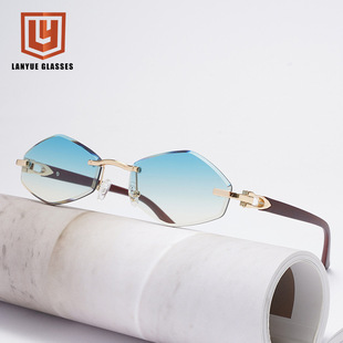 LANYUE Square Frame Sunglasses for Men and Women, UV380 PC Lens Sun Glasses for Fishing, Cycling and Driving