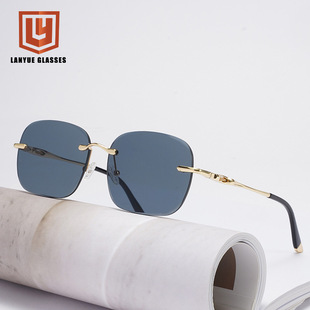 LANYUE Square Frame Sunglasses for Men and Women, UV380 PC Lens Sun Glasses for Fishing, Cycling and Driving