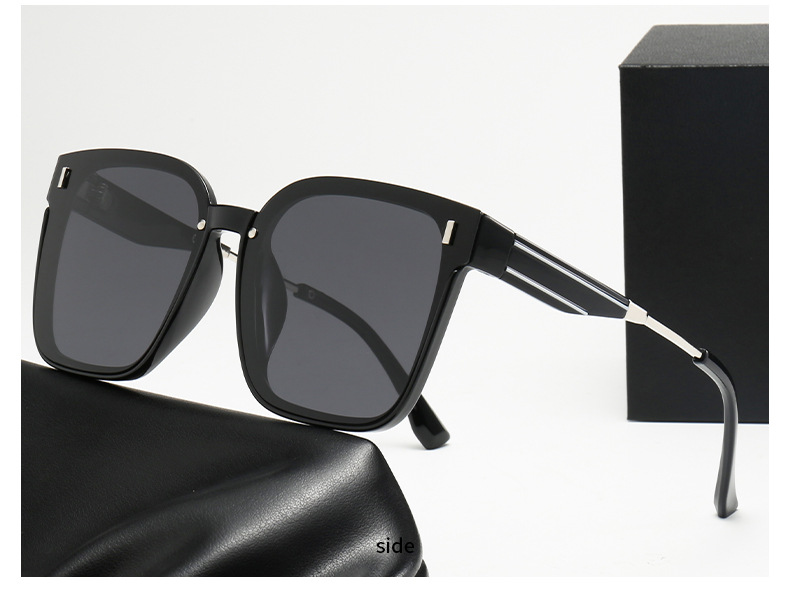 Polarized Square Frame Sunglasses for Women, UV400 Full Frame Sun Glasses for Driving and Outdoor Travel