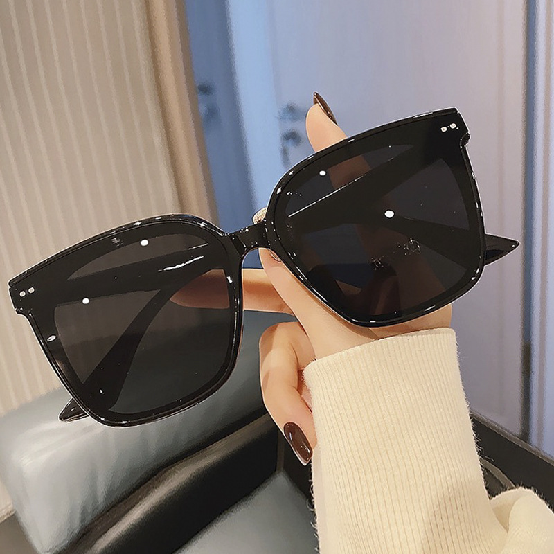 JINGYE Women UV400 Square Sunglasses, PC Full Frame AC Lens Sun Glasses for Travel and Everyday Wear