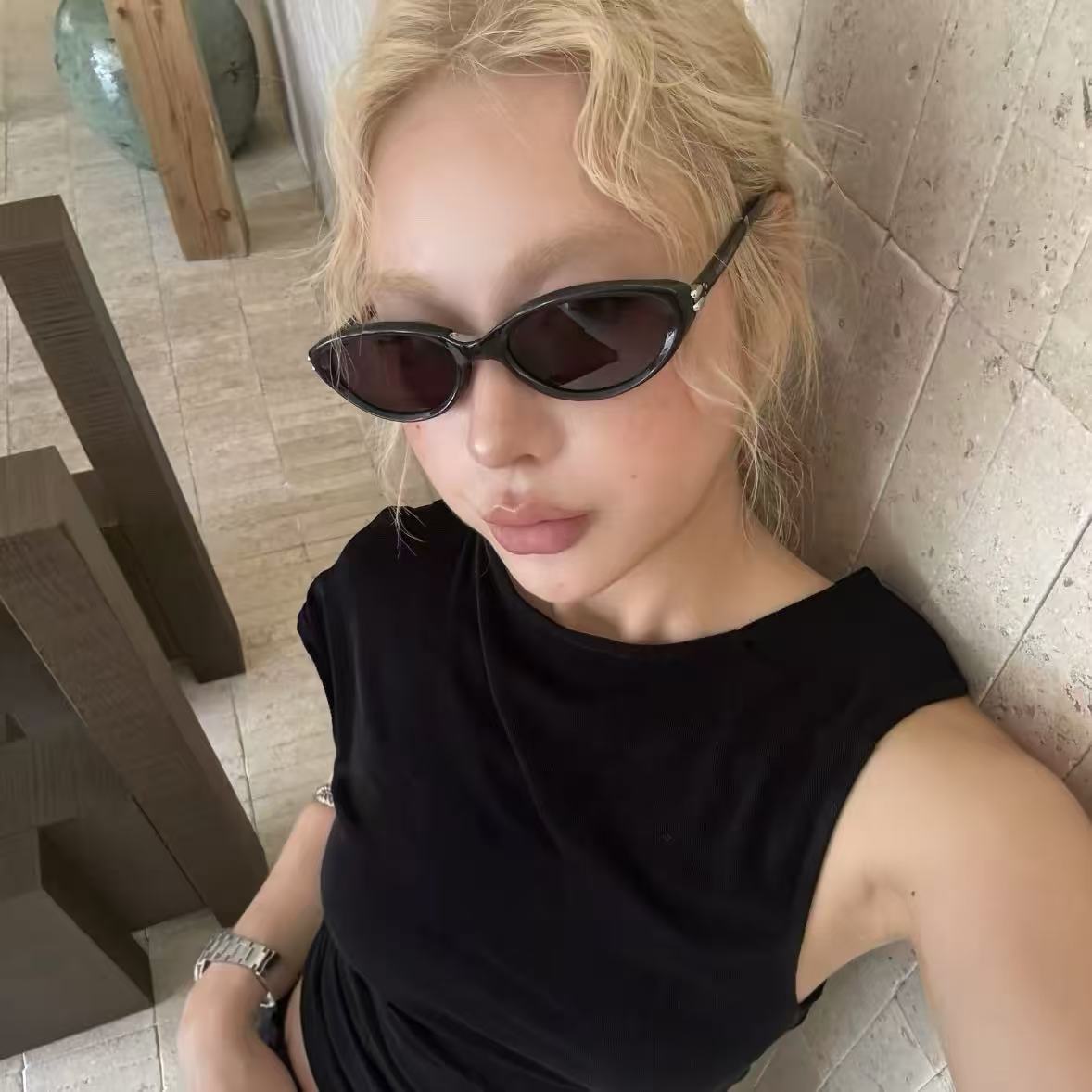 Foldable UV400 Sunglasses for Women, Lightweight Full Frame Sun Glasses for Outdoor Travel and Driving